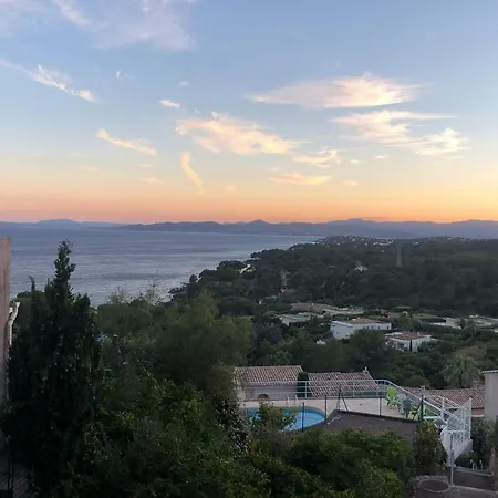 Apartment With Swimming Pool 500m From The Saint-Raphael (Var)