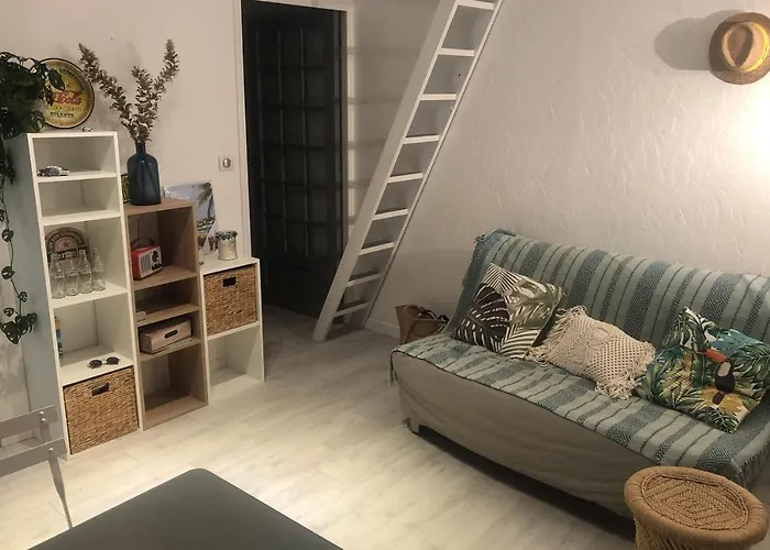 Apartmán With Swimming Pool 500m From The Saint-Raphaël