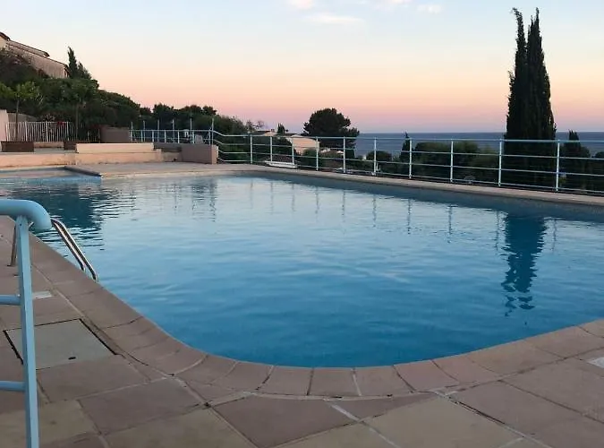With Swimming Pool 500m From The Apartmán