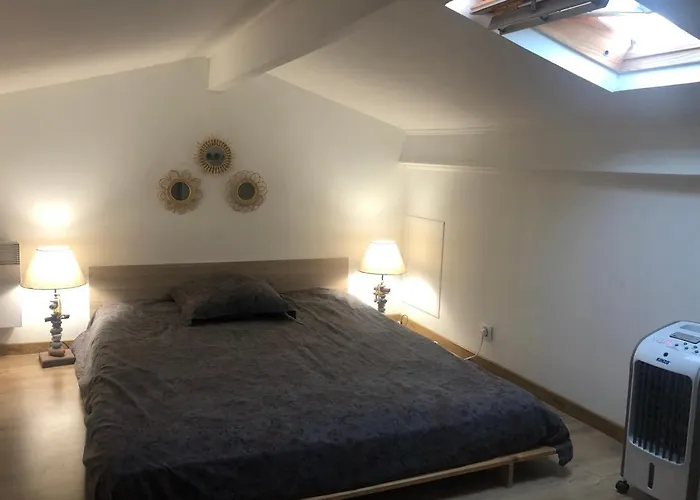 Apartmán With Swimming Pool 500m From The Saint-Raphaël